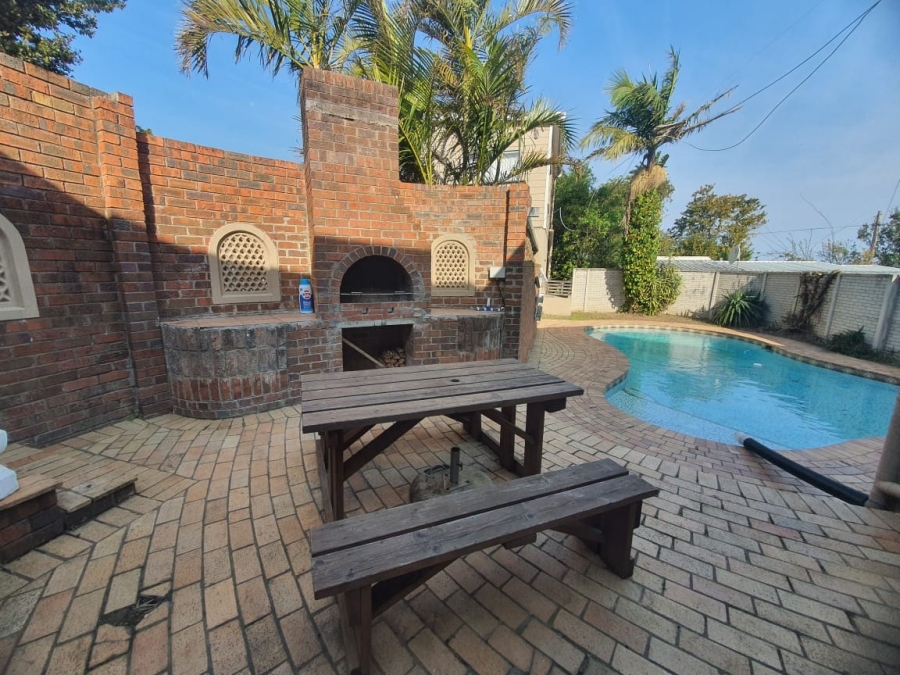 3 Bedroom Property for Sale in Sunnyridge Eastern Cape